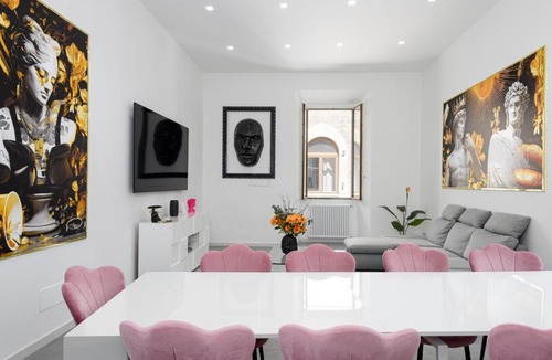 Santa Croce Apartment | Borghese Palace Luxury Apartment