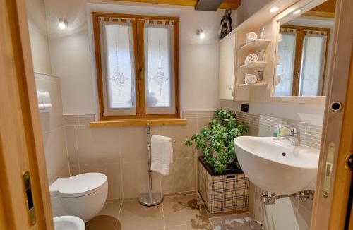 Forni di Sopra Apartment | Borgo Nuovo Deluxe con garage box