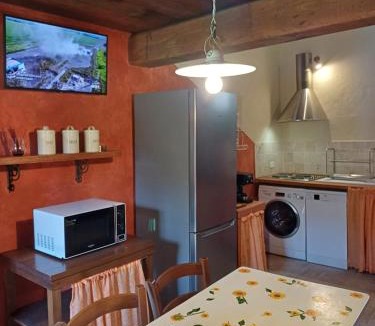 Radicondoli House | Borgo Pietraio Casa Vacanze