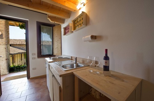 San Benedetto di Lugana House | Borgo San Donino - Selva Capuzza