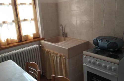 Valmozzola Ski Chalet | Borgo Scorza 2