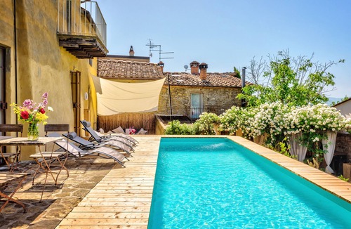 Ponte Buriano Villa | BorgoMarcena - Imperfect luxury retreat