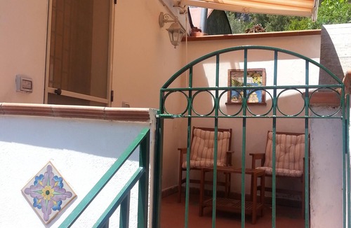 Erchie House | Bougainvillea house on the Amalfi coast
