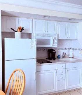 Ortona Park Apartment | Breathtaking OCEAN FRONT Condo in Daytona Beach