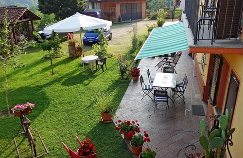 Collina del Negro House | Bricco dei Ciliegi by Interhome