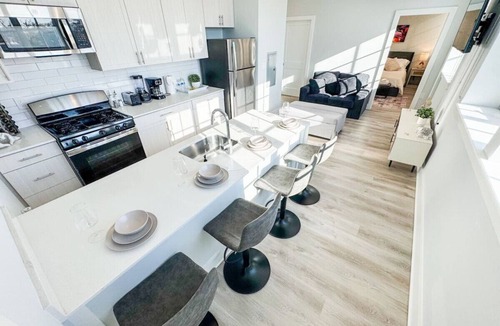 Ironbound District Apartment | Bright 2BR/2BA with Master Suite, Near Penn Station & Airport