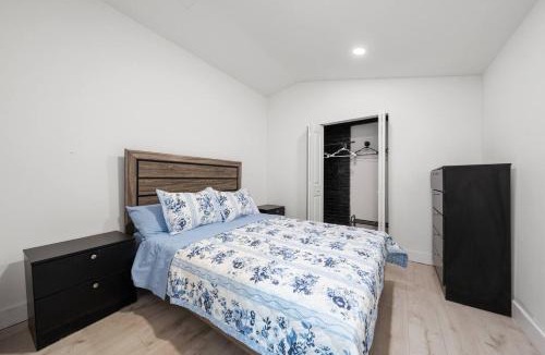 Sanford Apartment | Bright Modern Home