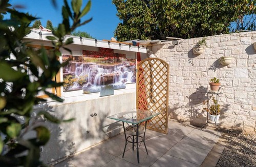 Bisceglie Villa | Bubble View