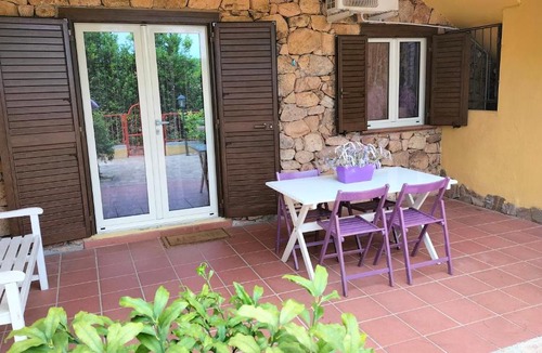Tanaunella Apartment | BUDONI MARE, Parcheggio e WIFI gratis