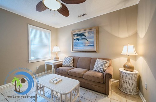 Cherry Grove Beach House | Bungalow ∙ 1 bedroom ∙ 4 guests