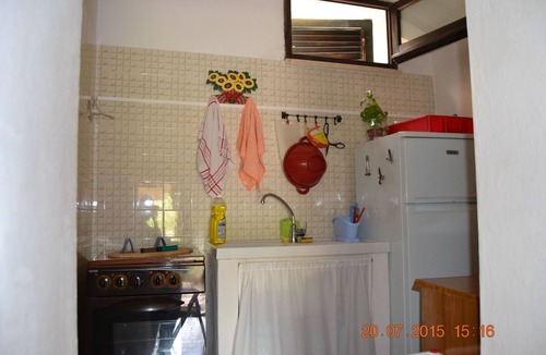 Maladroscia House | But Two-room apartment on the beach 20 meters from the sea IUN P5027.