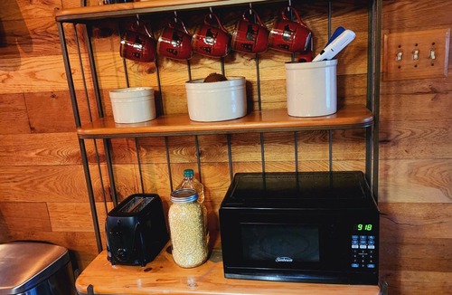 Leeper Cabin | Cabin in Cook Forest near clarion river, hiking and hunting!