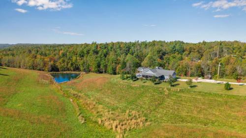 Campton House | Calaboose Retreat