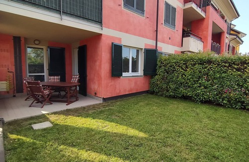Baveno Apartment | Camoscio Apartment on Lake Maggiore - Private Garden