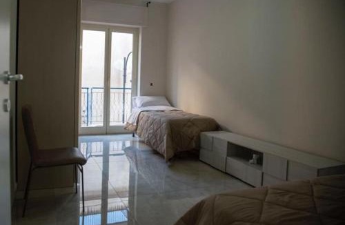 Poggiomarino Apartment | Campania Apartment Vesuvio Comfort -150m dalla stazione - 5km da Pompei