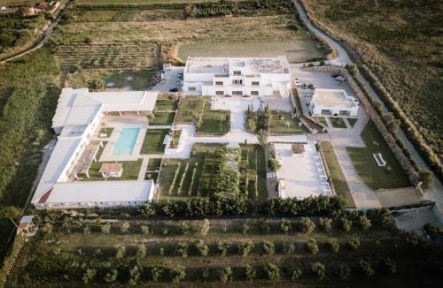 Ciro Marina Resort | Cantine De Mare - Wine and Resort