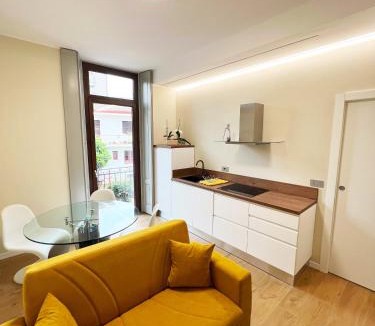 Canzo Apartment | Cantius Villa Italia Apartment