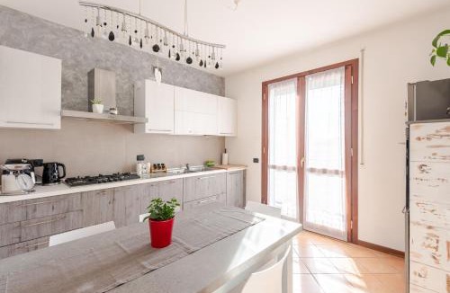 Montebello Vicentino Apartment | Carducci work & business