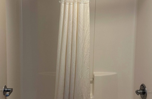 Denham Springs Hotel | Carom Inn Denham Springs-Baton Rouge