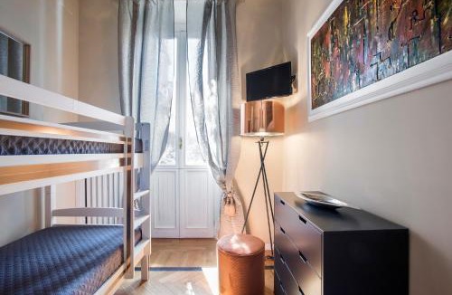 Rione III Colonna Apartment | Casa Ameliotta Design