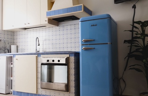 Quartiere XXVII Primavalle Apartment | Casa Celeste, Delizioso, Silenzioso e Luminoso a 450 Metri Dalla Metropolitana