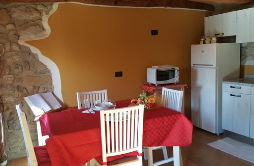 Tarzo House | Casa Cesira between the hills of Prosecco and the lakes, between Venice and the Dolomites