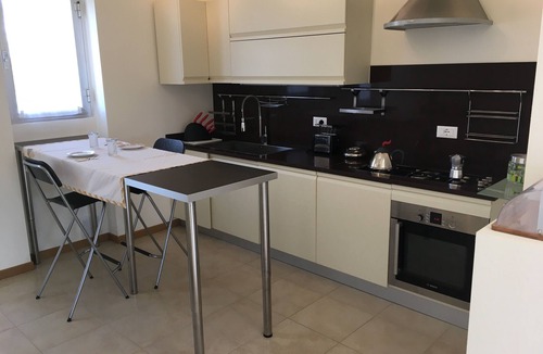 Garda Apartment | Casa dei Limoni in a quiet location near the center of Garda