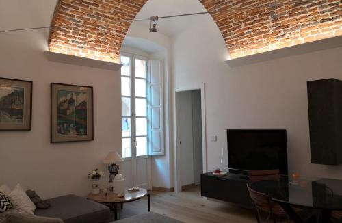 Centro Storico Apartment | Casa del Conte Massimiliano Roero