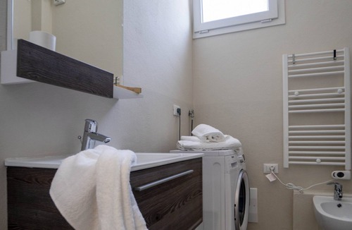 Castel San Pietro Terme House | Casa del Falegname Private Single Room