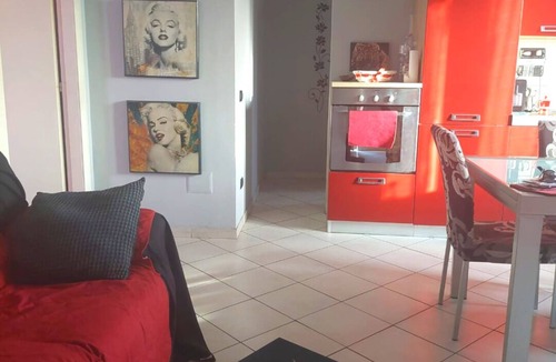 Camporoppolo House | Casa di Campagna con Camino e Giardino