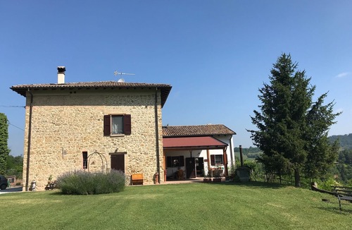 Monte San Pietro House | Casa Doriana tranquility and relaxation on the hills of Bologna