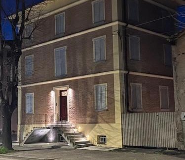 Monteveglio Apartment | Casa Edvige Suite