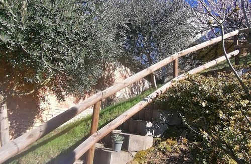 Portacomaro Apartment | Casa Graziella - red apartment with a view