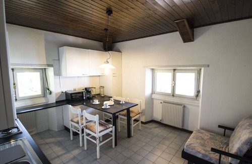 Colmegna Apartment | Casa Jolanda