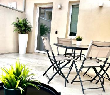 Punta Secca Apartment | Casa Lina