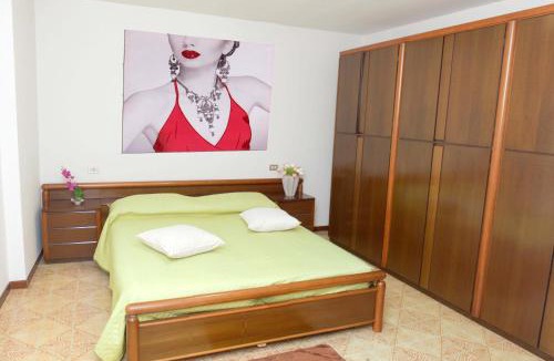 Marone Apartment | CASA MADALI' - NEL BORGO