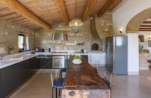 Montefelcino Villa | Casa Melograno 11+2, Emma Villas