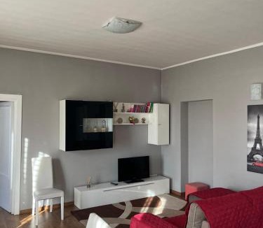 Montefiascone House | casa mioara
