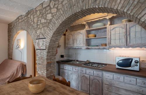 Collesanto Apartment | CASA NEL BORGO