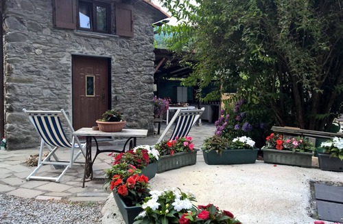 Pian dei Manzi House | Casa Rosa "Casa Stefano"