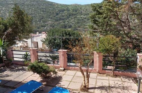 Buggerru Apartment | Casa Rosa I.U.N Q9637