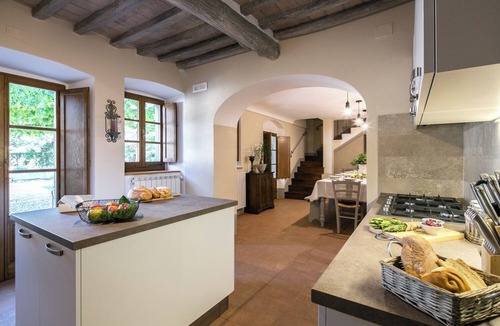 Pietraia Villa | Casa Sant'Anna 18 seats Villa with private pool, hot tub - Cortona