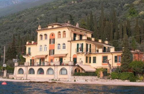 Brenzone sul Garda Apartment | Casa Spiaggia