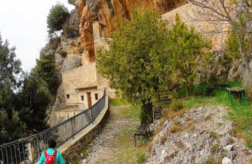 Casenove House | Casa Vacanze Fonte del Menotre
