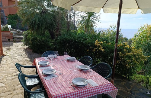 Bosa House | Casa Vacanze Sardegna-spettacolare Vista Mare, Immersa nel Verde, Vicino a Bosa