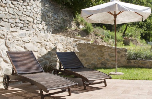 Ortonovo House | Casale Amati Il Frantoio, near Cinque Terre.