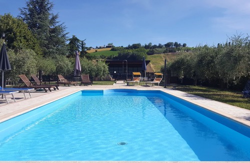 Montegranaro Villa | Casale Terra e Sole, private pool, Jacuzzi, 9 bedrooms, 22 people,