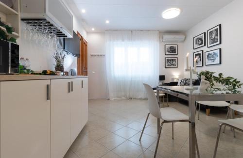 Riccione Apartment | CasaRava Sul Parco 3 Camere 2 Bagni