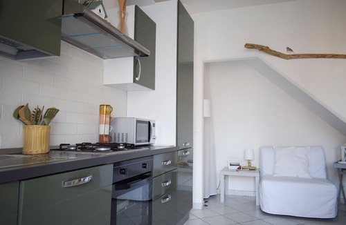 Ortona Apartment | Casetta Ruscitti - One Bedroom Apartment, Sleeps 3