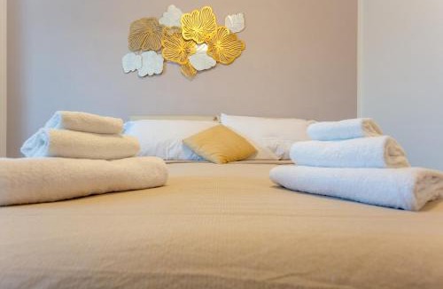 Quartiere XX Ardeatino Apartment | Casina Soleggiata